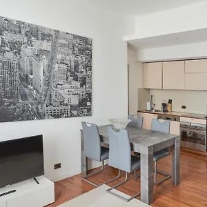 Prestige Boutique Homes -duomo Galleria Vittorio Emanuele , Милан Италия