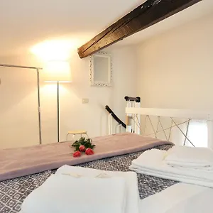 Romantico Oltrarno - Sweet Dreams In Florencia